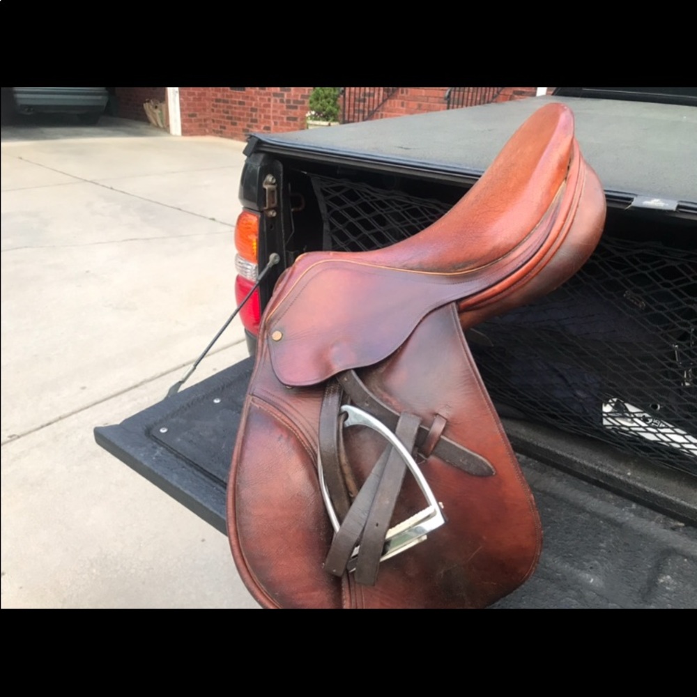 17.5 Pessoa Saddle